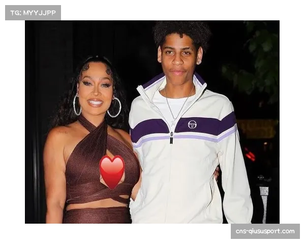 基杨·安东尼身材瘦弱但不惧对抗 父亲辉煌历史成动力 基杨·安东尼身材瘦弱但不惧对抗 父亲辉煌历史成动力